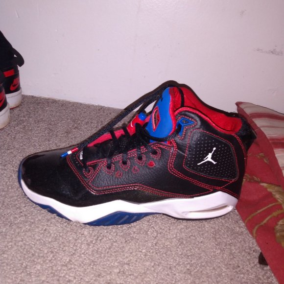 Meet your Posher, Shannon - Picture 2 of 2